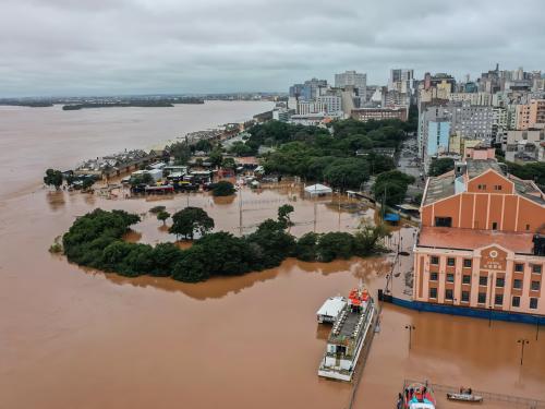Porto Alegre, 03/05/2024, Rio Guaíba, usina do gasômetro, em Porto Alegre após chuva intensa